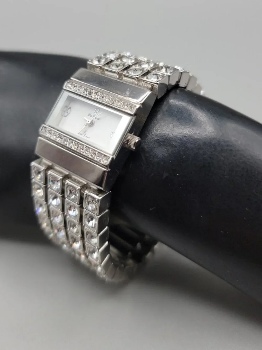 Vintage Da Vanci Rhinestone Encrusted Ladies Quartz Watch 24mm 7